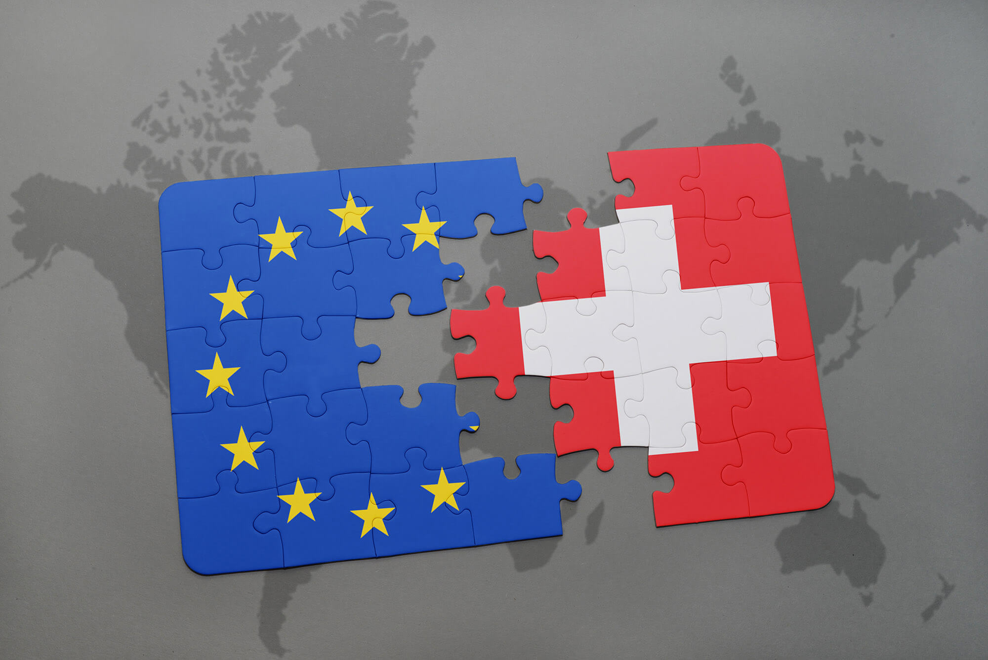 EU-Flagge mit Schweizer Flagge vermischt